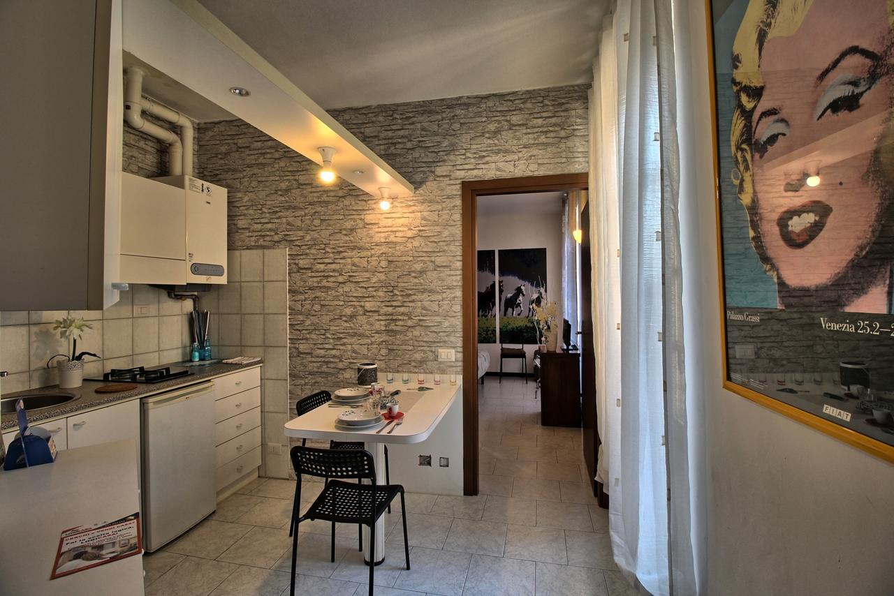 Ancient Courtyard Bonanomi In Historic Centre Apartment